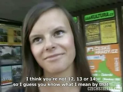 Adolescente eu quero ver filme pornô de mulher pelada cavalga meu pau