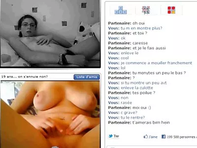 Mamilos filme pornô mulher nua duros e buceta doce