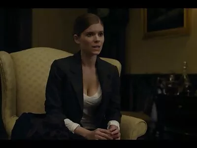 Morena com peitos grandes monta filme pornô só mulher pelada um pau e creampie
