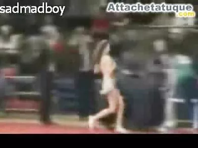 Casal branco com vídeo de pornô da mulher pelada um galo negro em ação