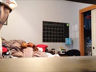 Jizz vídeo pornô pelada carregar em seus seios
