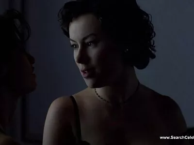 Gata adolescente vídeo de pornô mulher pelada latina chupando um grande pedaço preto