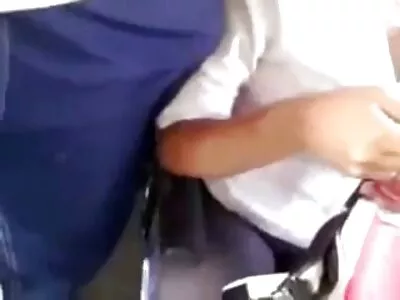 Cara arrasa vídeo mulher pelada pornô sua garota com um grande vibrador