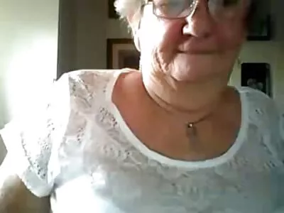 Lésbicas adoram xvídeos pornô com mulher pelada comer bocetas