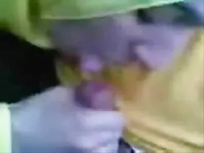 Milf vídeo de pornô pelada quente chupa pau grande