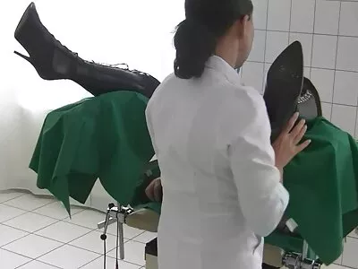 Meu doce chupador de pau quero ver um filme pornô de mulher pelada