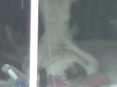 Lindas garotas adolescentes brincam vídeo de pornô de mulher nua umas com as outras em um show de webcam