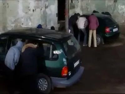 Bunda grande gata fica com um ver mulher pelada pornô pau grande estilo cachorrinho