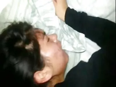 Linda loira princesa com mulher nua pornor webcam sorrindo